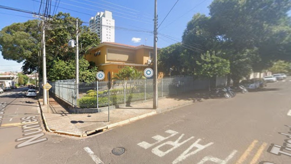 Escola Geni Leite da Silva em Birigui (SP) — Foto: Google Street View