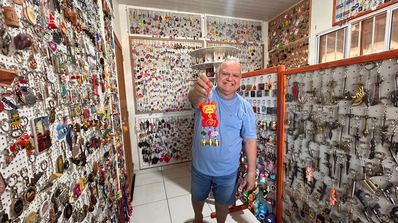 Coleção de memórias: policial aposentado reúne mais de 7 mil chaveiros no Amapá