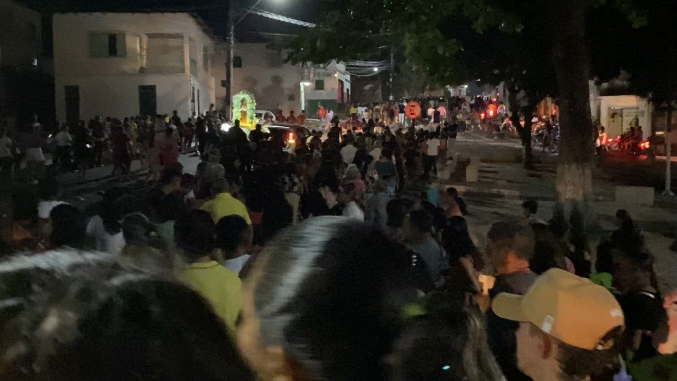 Círio de São Francisco é marcado por procissões, corrida e programação cultural em Monte Alegre