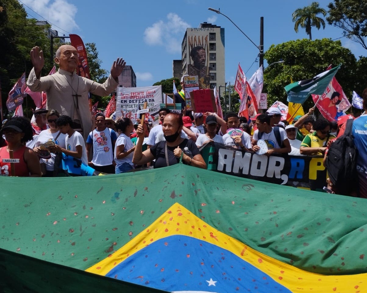 Grito dos Excluídos: manifestantes pedem direito à moradia e denunciam violência contra a mulher