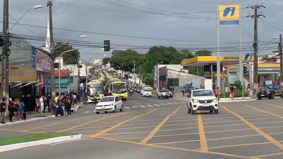Após morte de motorista, rodoviários realizam paralisação em São Luís — Foto: Nice Ribeiro/TV Mirante