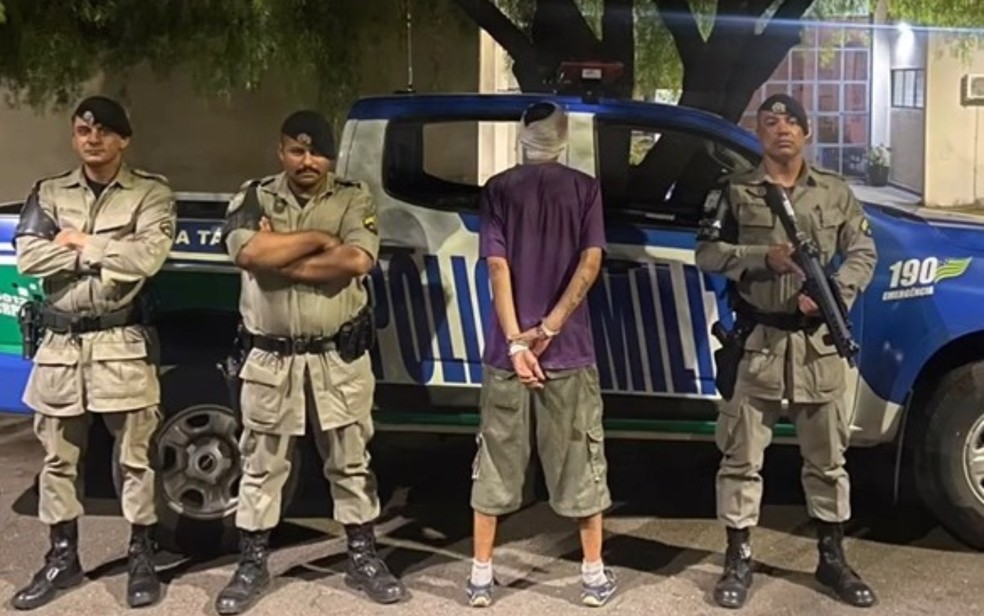 Homem é preso após matar jovem a facadas — Foto: Divulgação/Polícia Militar