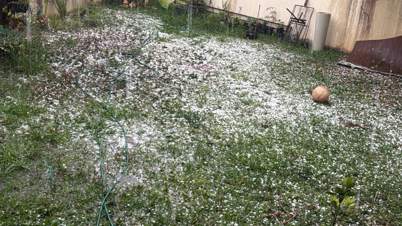 Temporal no DF: capital registra chuva forte e granizo em diversas regiões; veja VÍDEOS