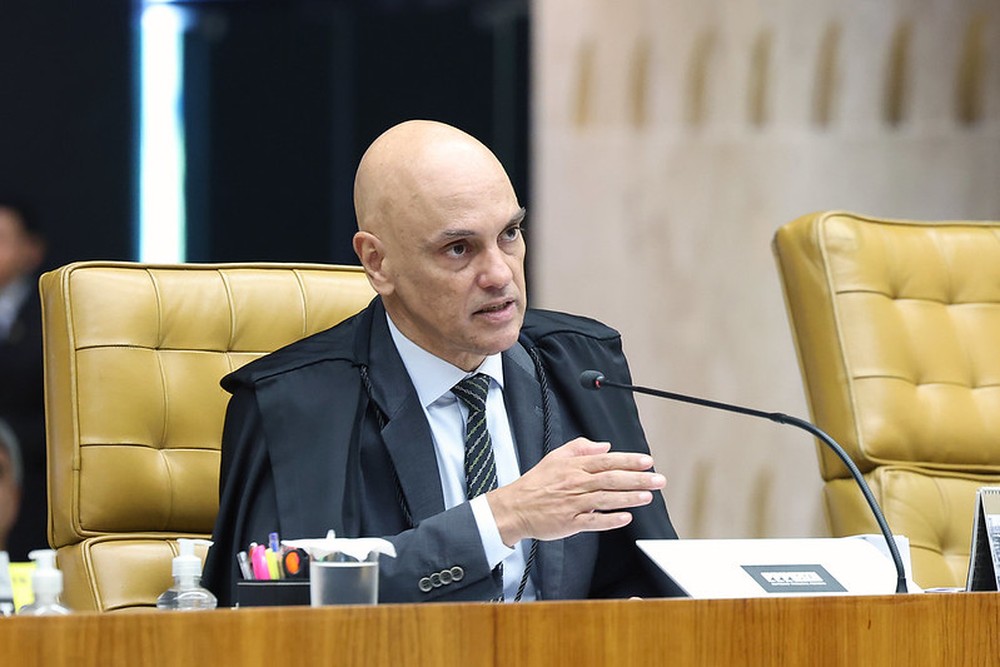 Empresas americanas notificam Alexandre de Moraes por e-mail sobre ação judicial na Flórida