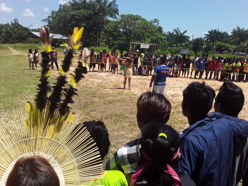 Indígenas Witoto durante competição na região do Alto Solimões.  — Foto: Divulgação