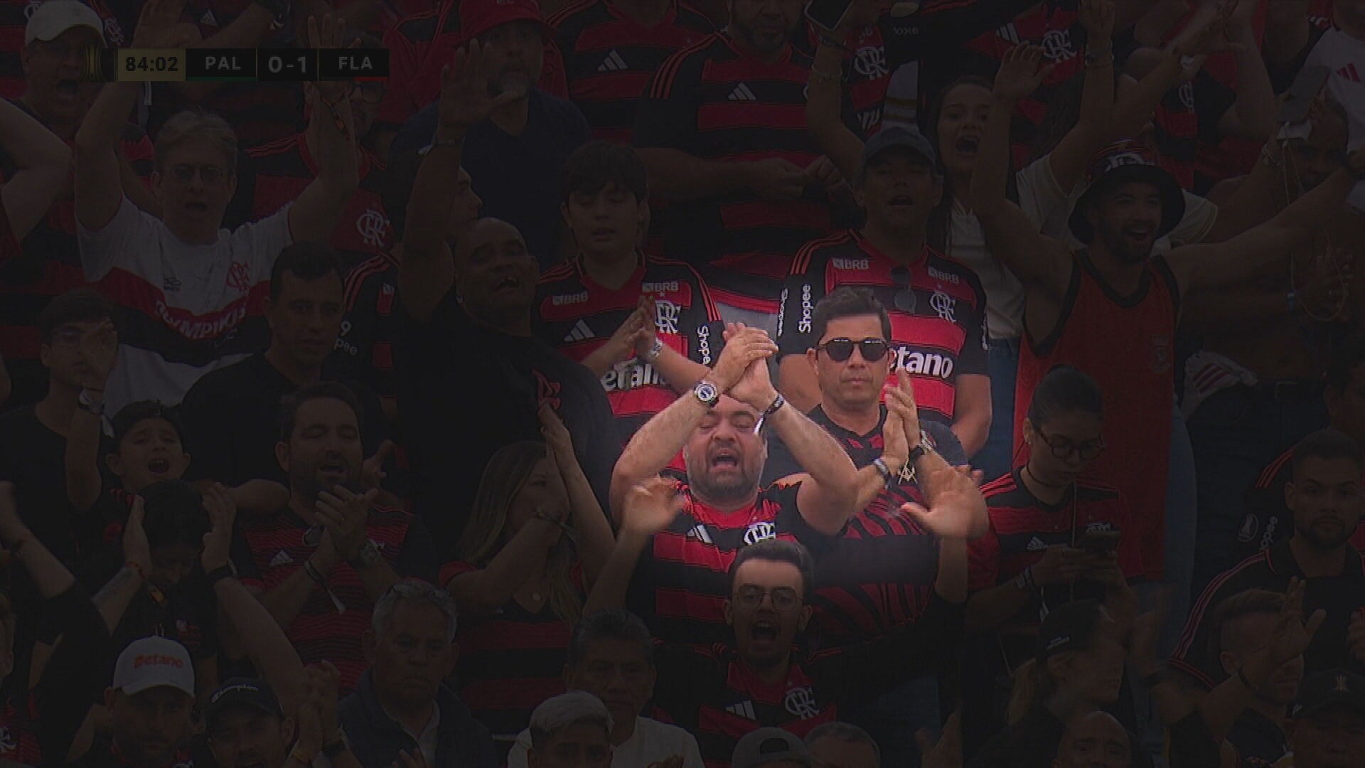 Ex-diretor do TCE que apareceu com Castro na final da Libertadores é exonerado em pente-fino no RJ