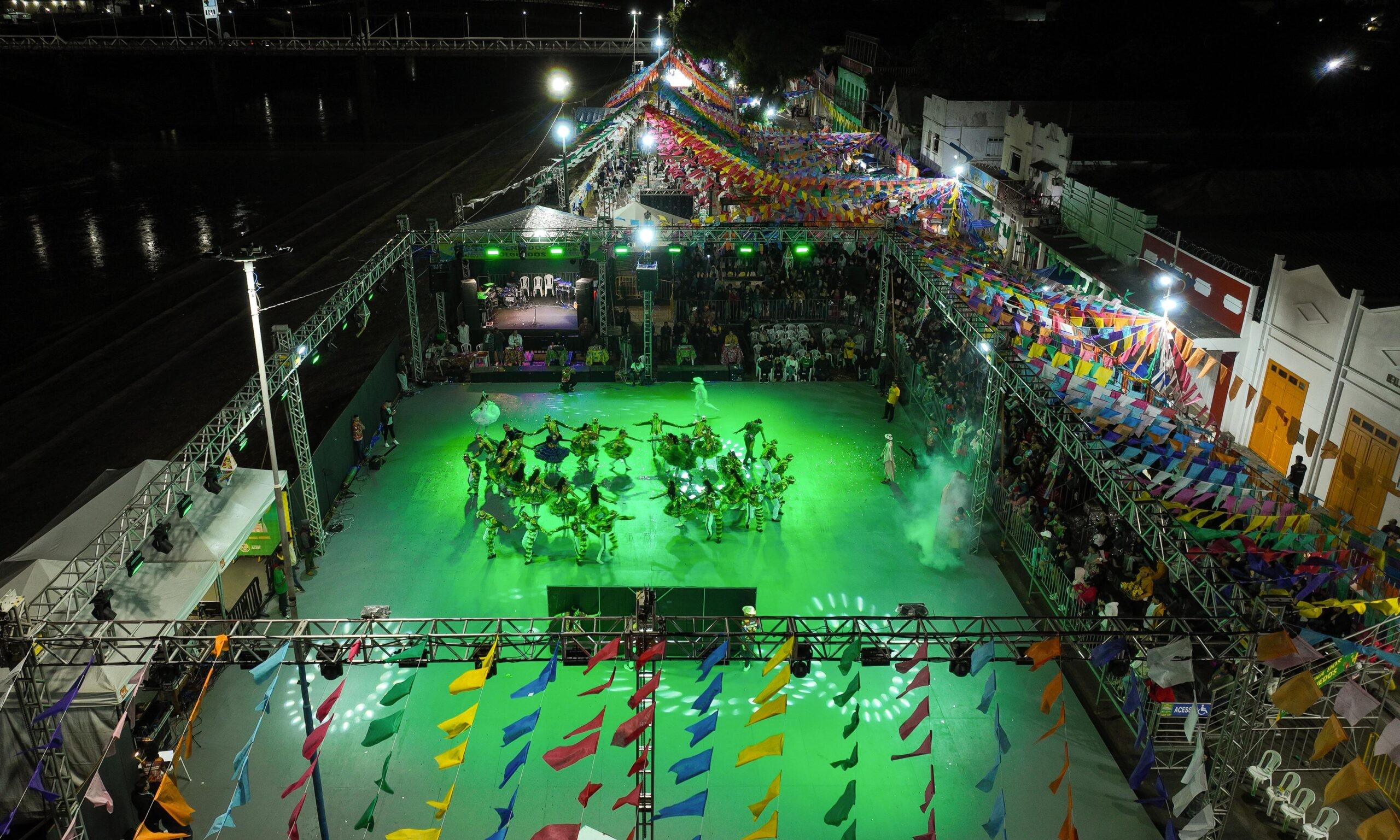 Terceiro dia de Arraial Cultural terá apresentação de 4 quadrilhas, bingos e shows de artistas locais; veja programação