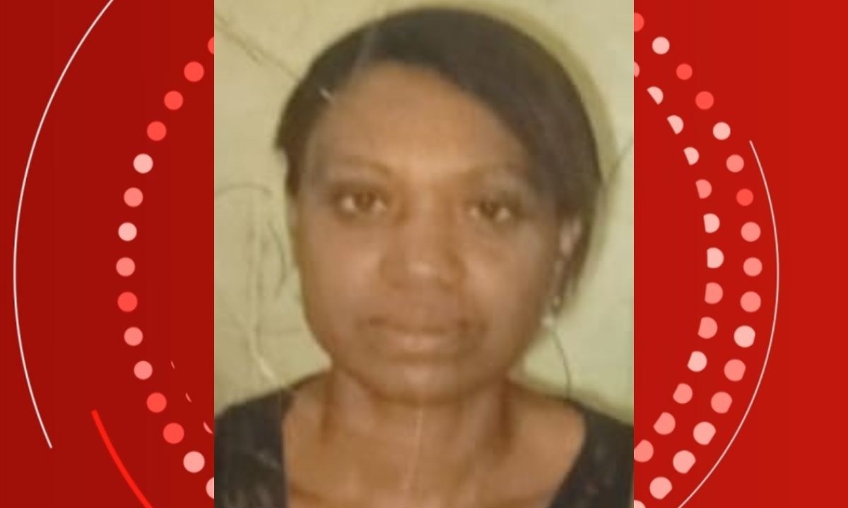 Mulher morre após ter braços esmagados por pneu de caminhão na BR-324