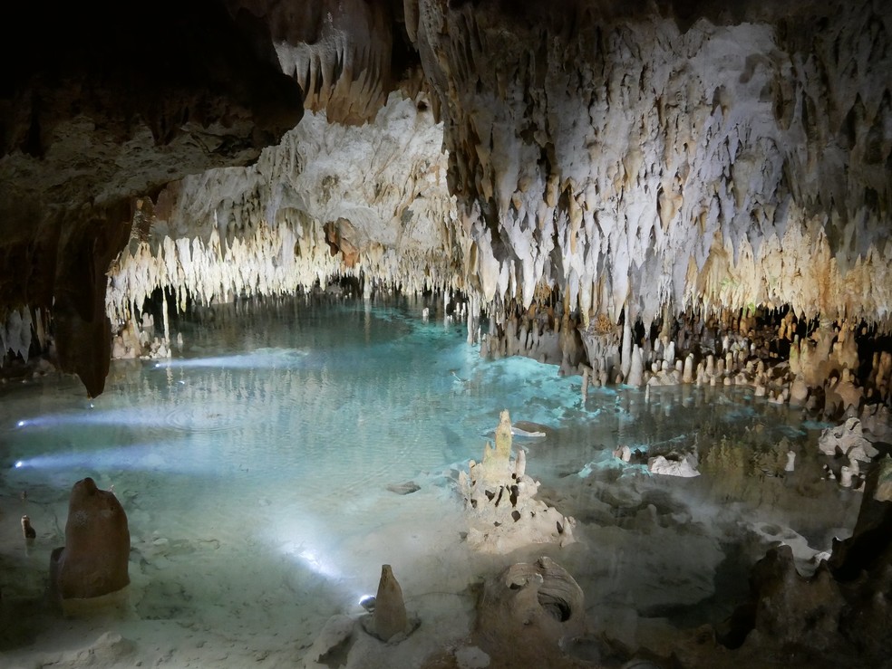 Crystal Caves, nas Ilhas Cayman, em foto de fevereiro de 2019 — Foto: Heather Cowper/Flickr