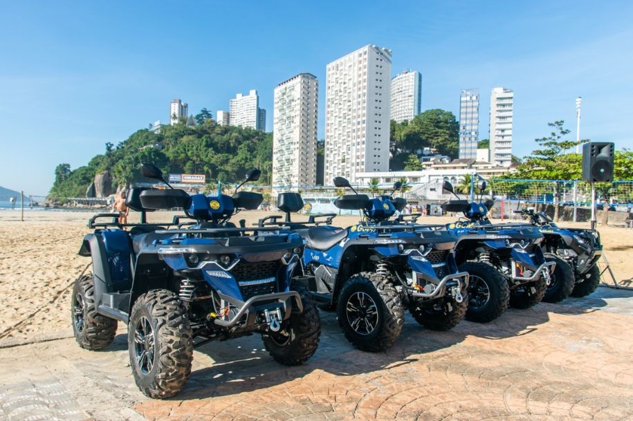 GCM de São Vicente, SP, conta com novos quadriciclos para apoiar PM no patrulhamento das praias