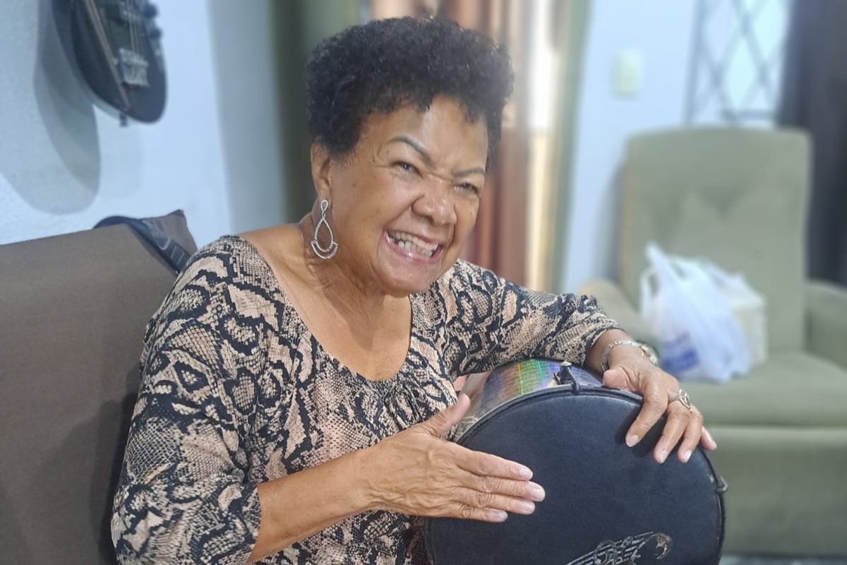 Aos 87 anos, eleitora mantém compromisso de votar há mais de 60: ‘Meu voto é para o futuro’