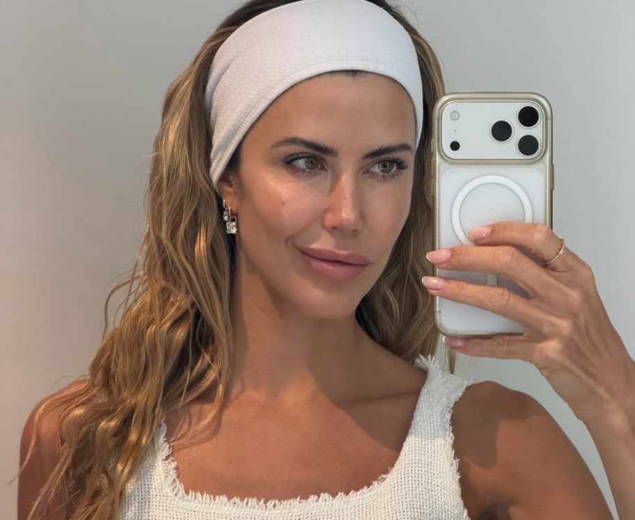 Ex-namorada de Vorcaro classifica exposição de mensagens nas redes como violência e estuda ir à Justiça