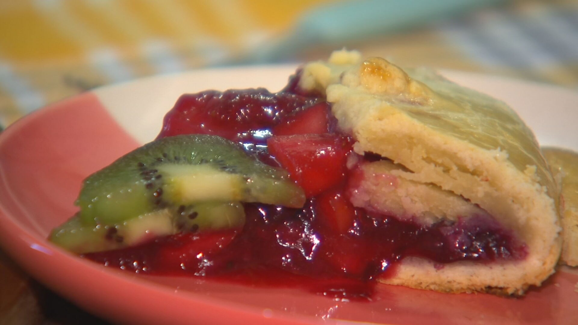 Receita Nosso Campo: aprenda a fazer uma torta francesa de frutas