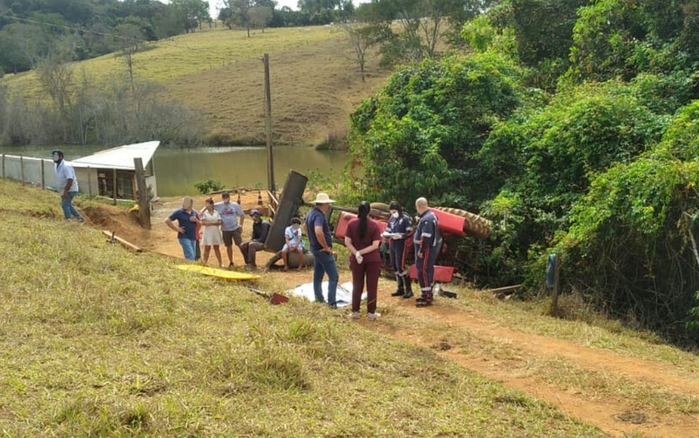 Jamil morreu após um trator cair em cima da vítima, em Goiás — Foto: Divulgação/Corpo de Bombeiros