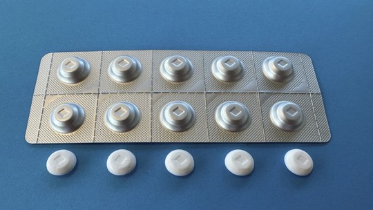 LSD se mostra promissor na redução da ansiedade em estudo de estágio intermediário de farmacêutica - Benefícios duraram até três meses em quase 200 pacientes; quase metade entrou em remissão após dose considerada mais eficaz. Mindmed prepara novos ensaios clínicos em estágio avançado.