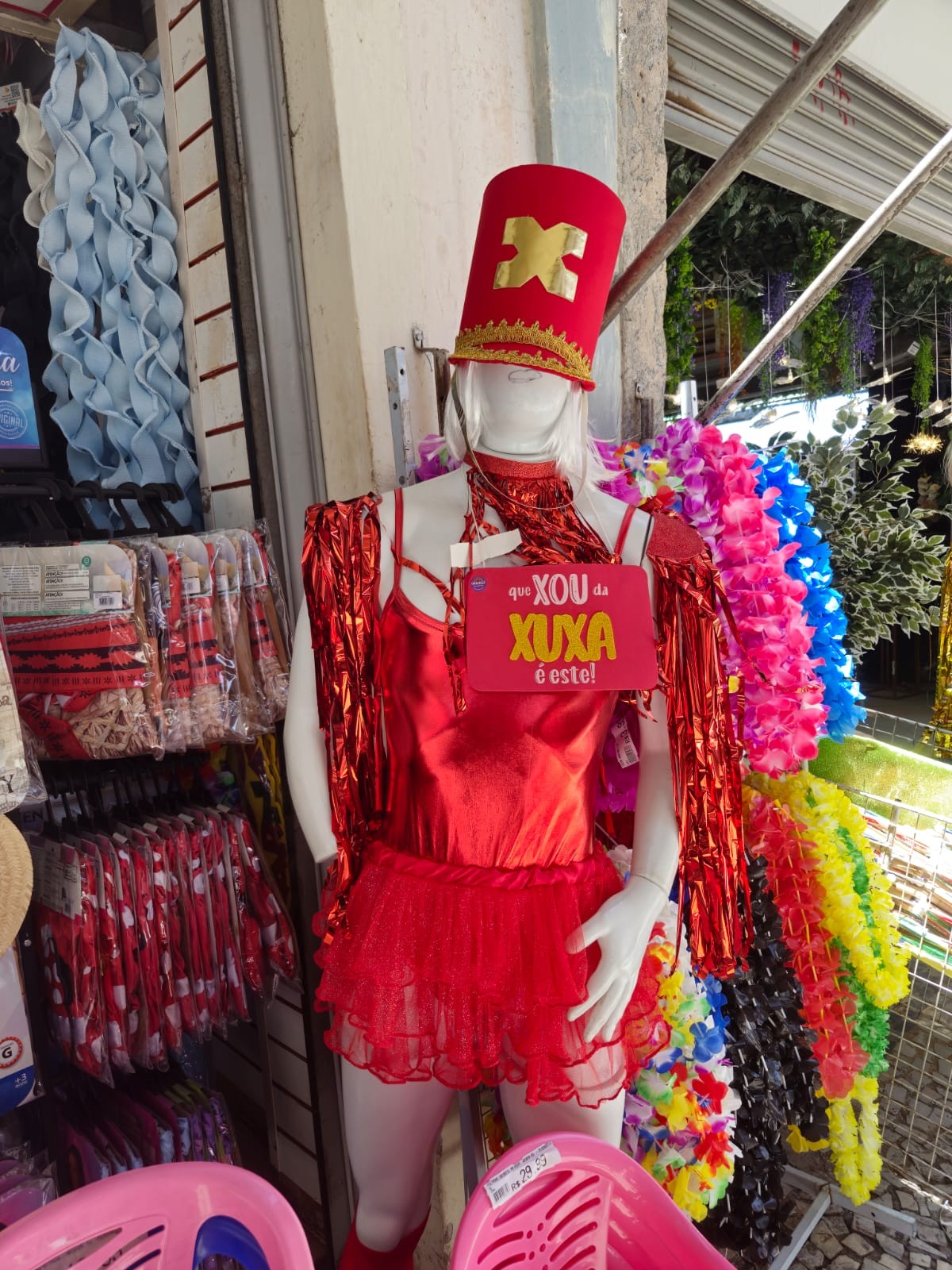 Fantasia de carnaval: um guia de preços e tendências nas lojas do Centro do Rio