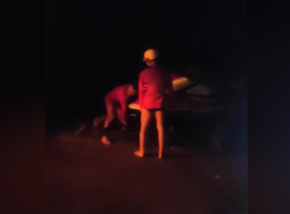 Pescador foi resgatado próximo a Duna Pôr do Sol.  — Foto: Reprodução/TV Verdes Mares