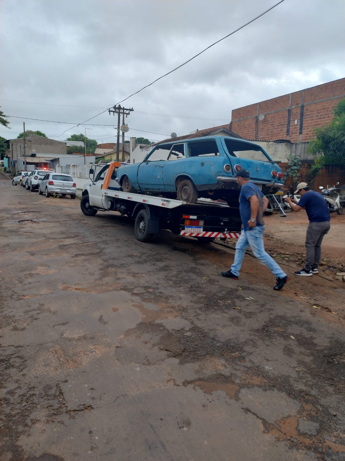 Campanha Tupã Mais Limpa: ação da Prefeitura faz ‘desaparecer’ veículos abandonados das ruas da cidade