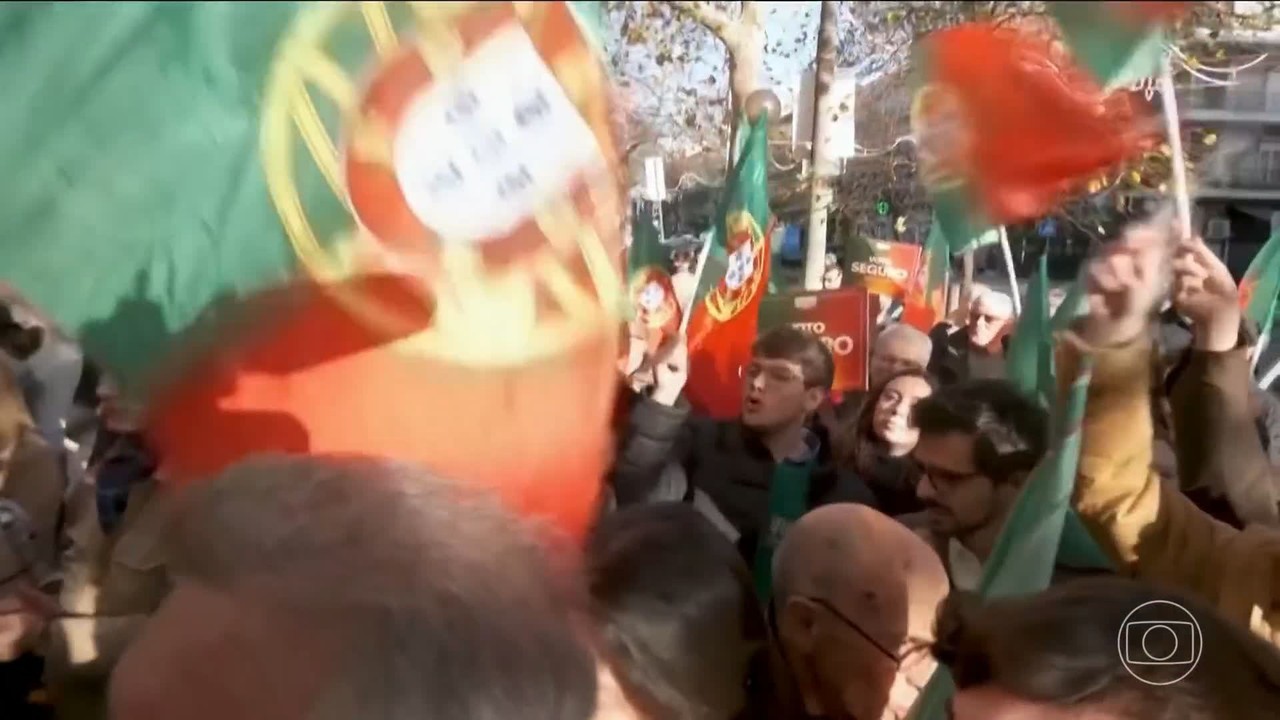 Portugal volta às urnas para segundo turno presidencial histórico após 40 anos