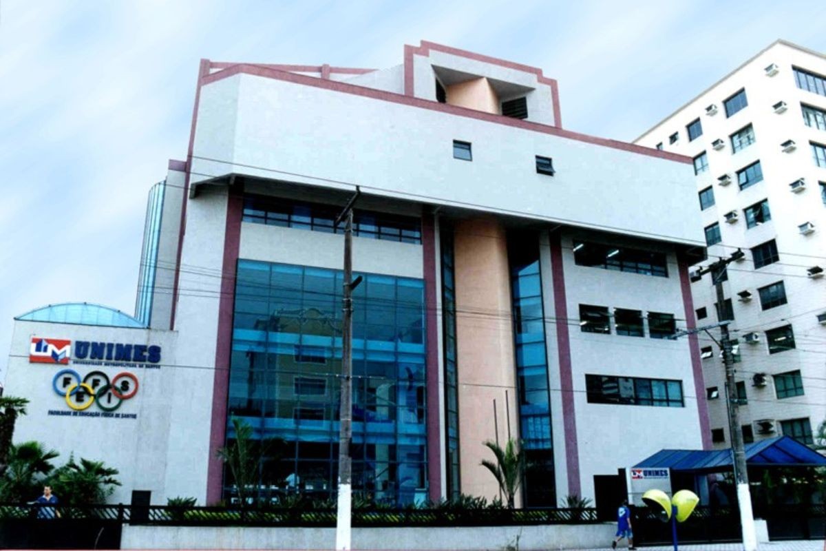 Universidade no litoral de SP reconhece centenas de diplomas de faculdade no Paraguai apontada como 'fantasma'