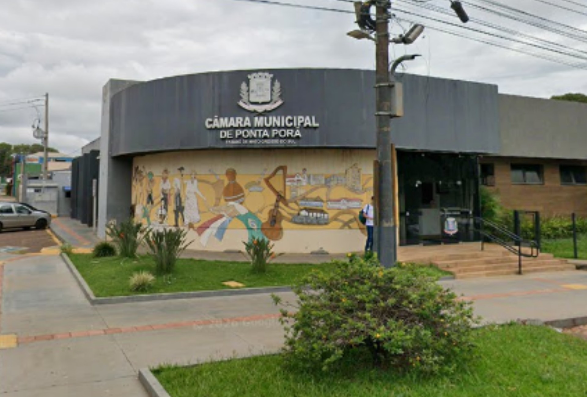 Concurso da Câmara de MS abre vagas com salários de até R$ 8 mil | G1