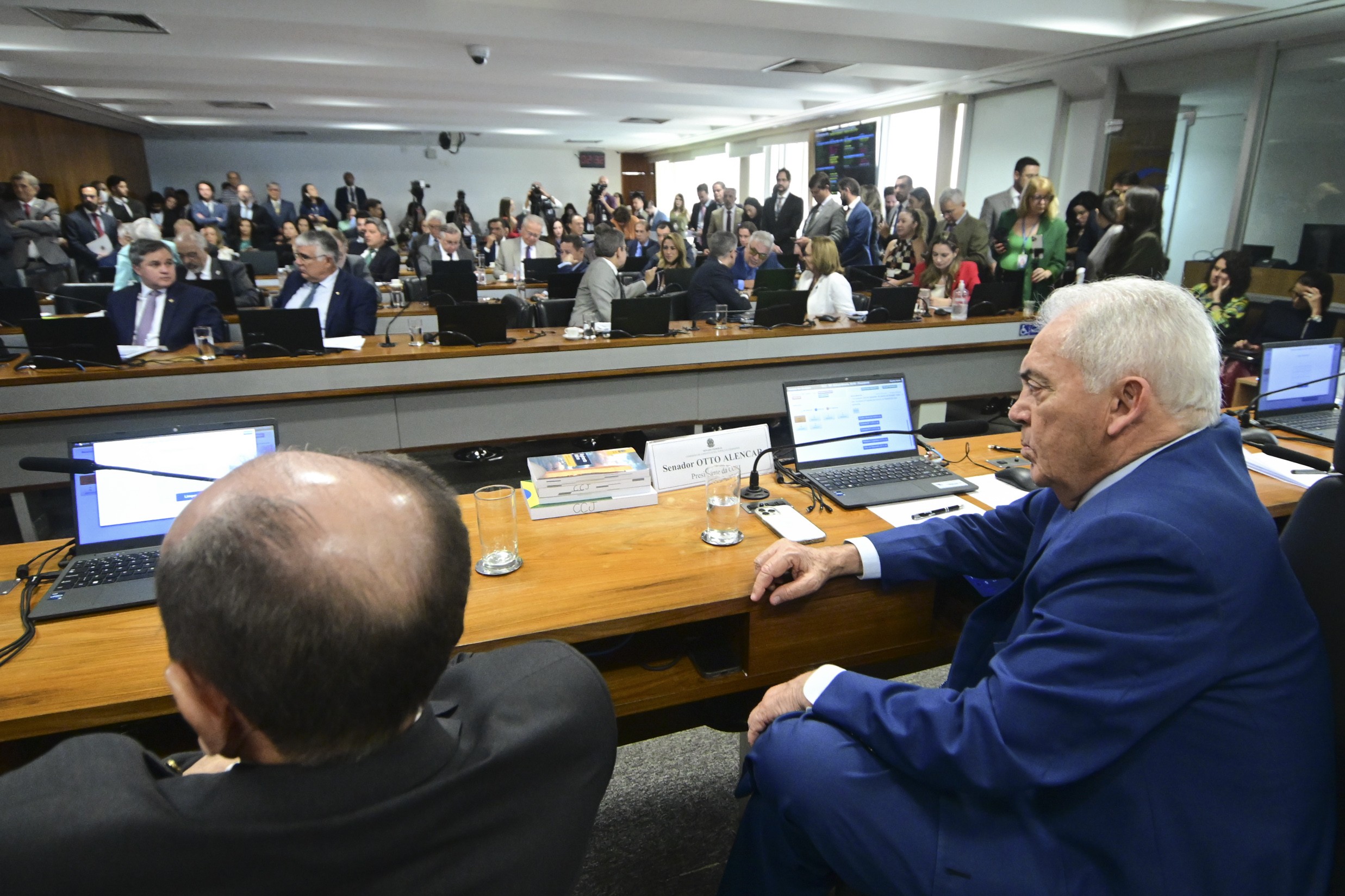 Novas regras para impeachment de ministros do STF estão na pauta da CCJ desta quarta; votação deve ficar para a próxima semana