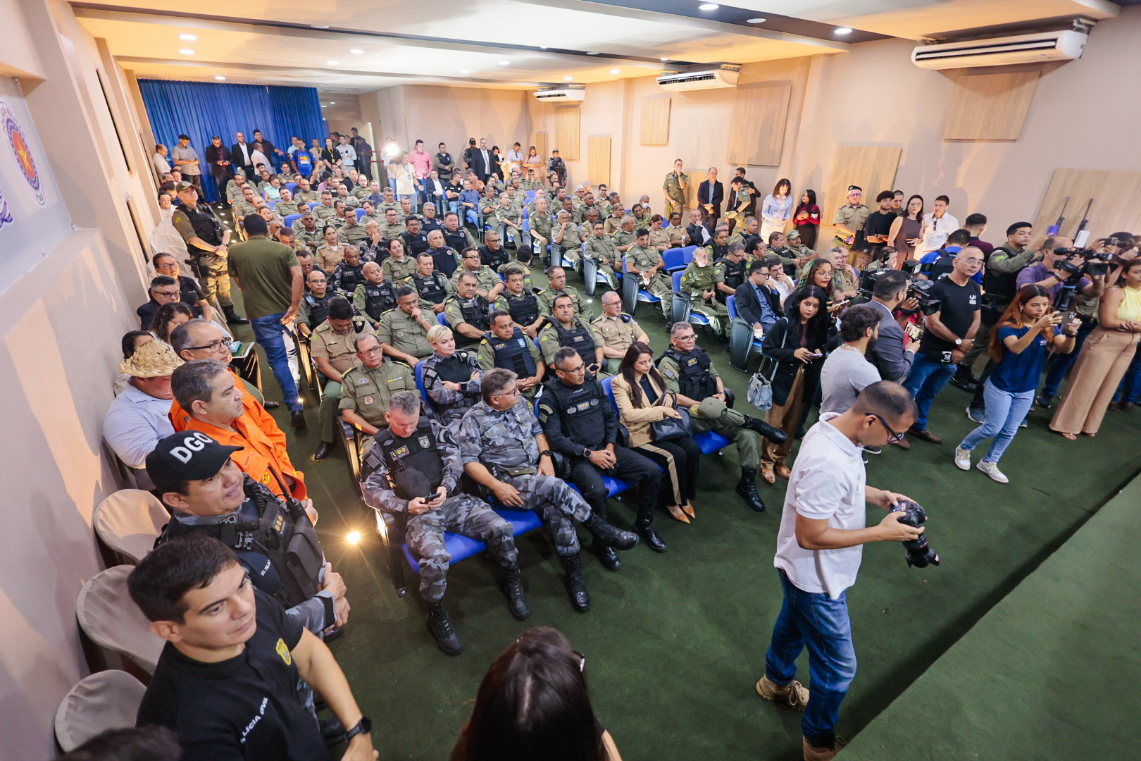 Piauí recebe 50 fuzis e equipamentos de informática para reforçar segurança