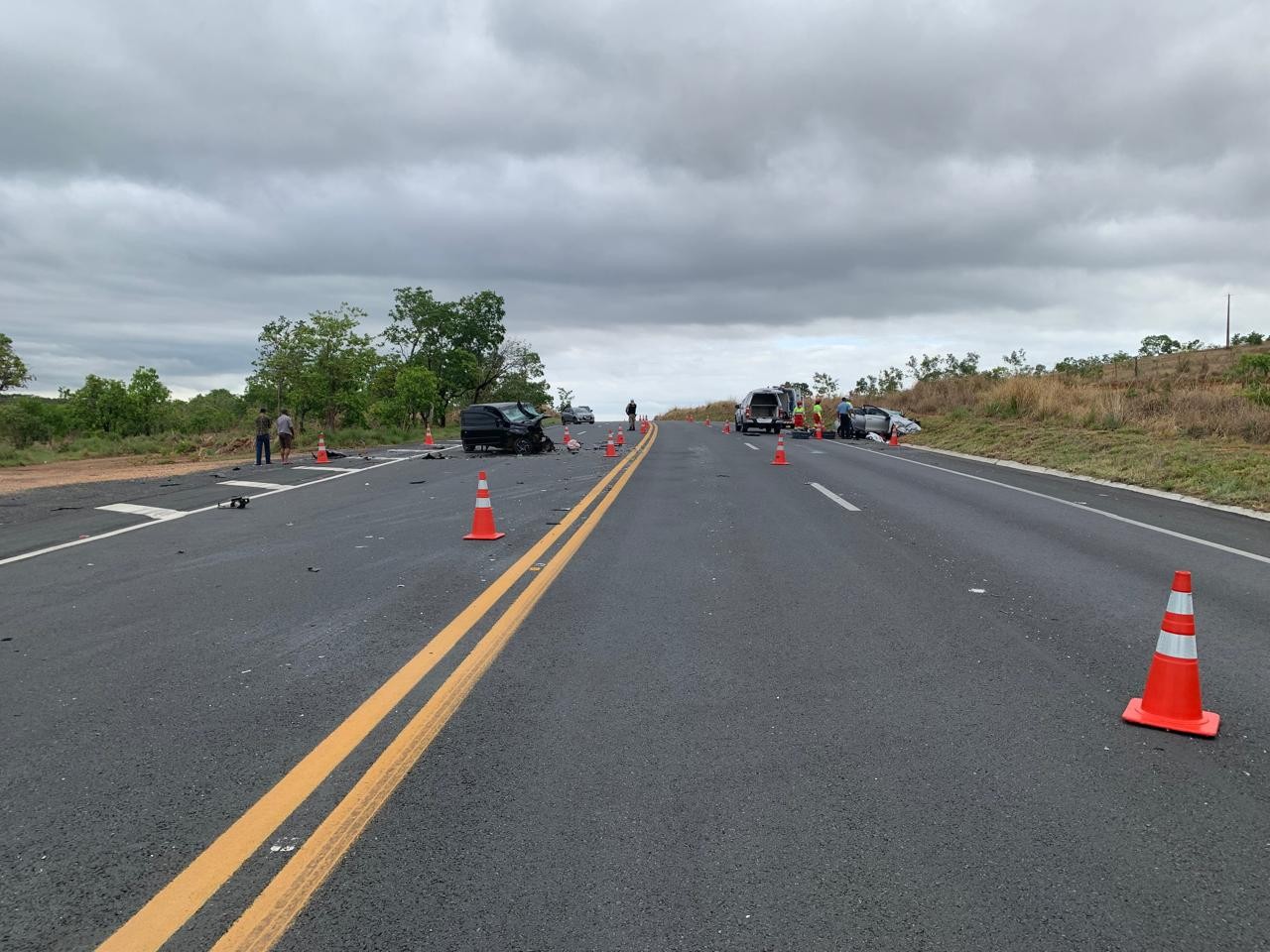 Família que se envolveu em acidente que deixou três mortos na BR-135 seguia para São Paulo; veja quem são as vítimas