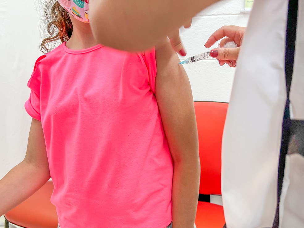 Todas as vacinas do Calendário Nacional de Imunização estarão disponíveis nas unidades de saúde das cidades do Alto Tietê — Foto: Prefeitura de Poá/Divulgação