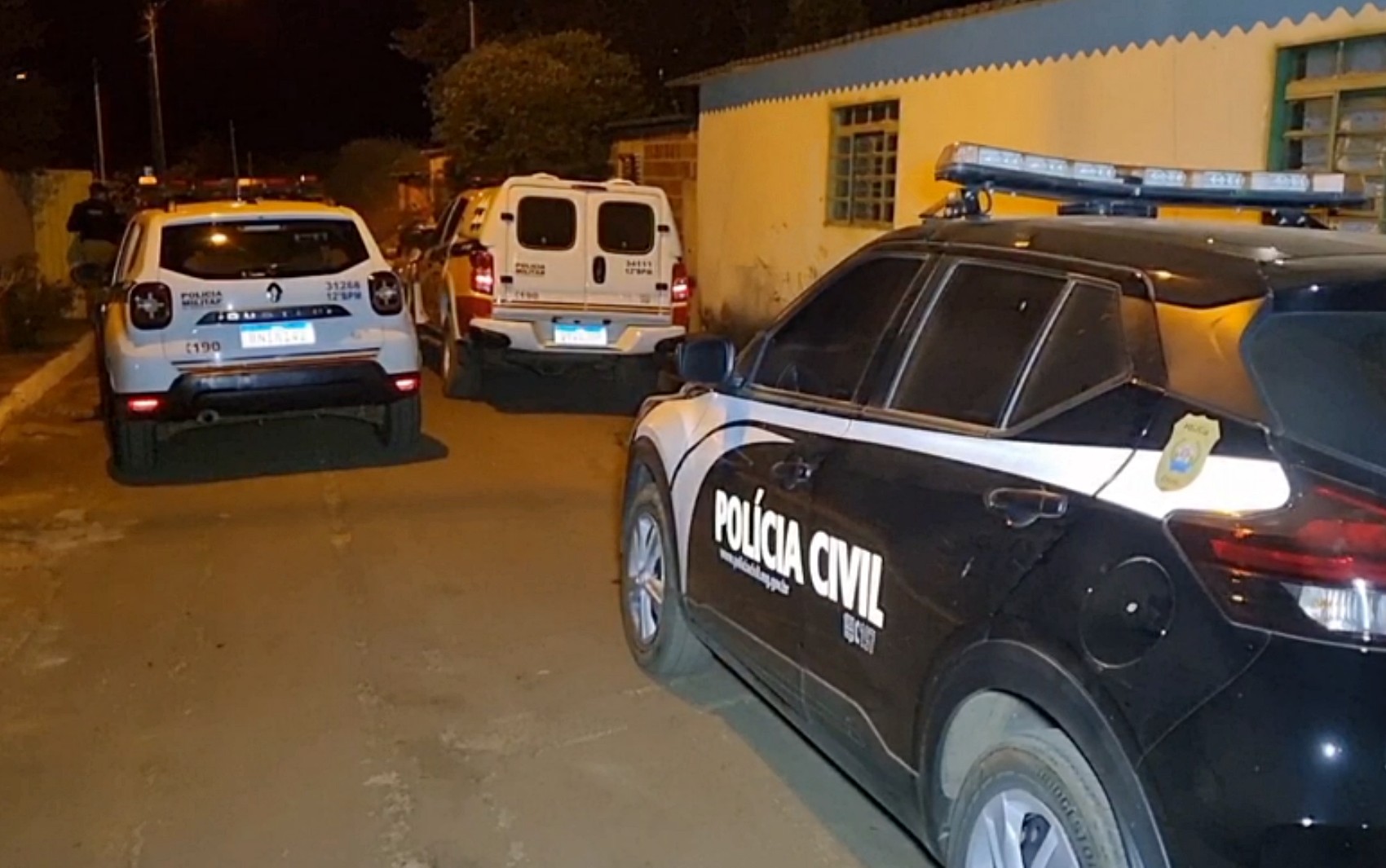 Homem é morto e outro fica ferido após serem baleados dentro de casa em Ibiraci, MG