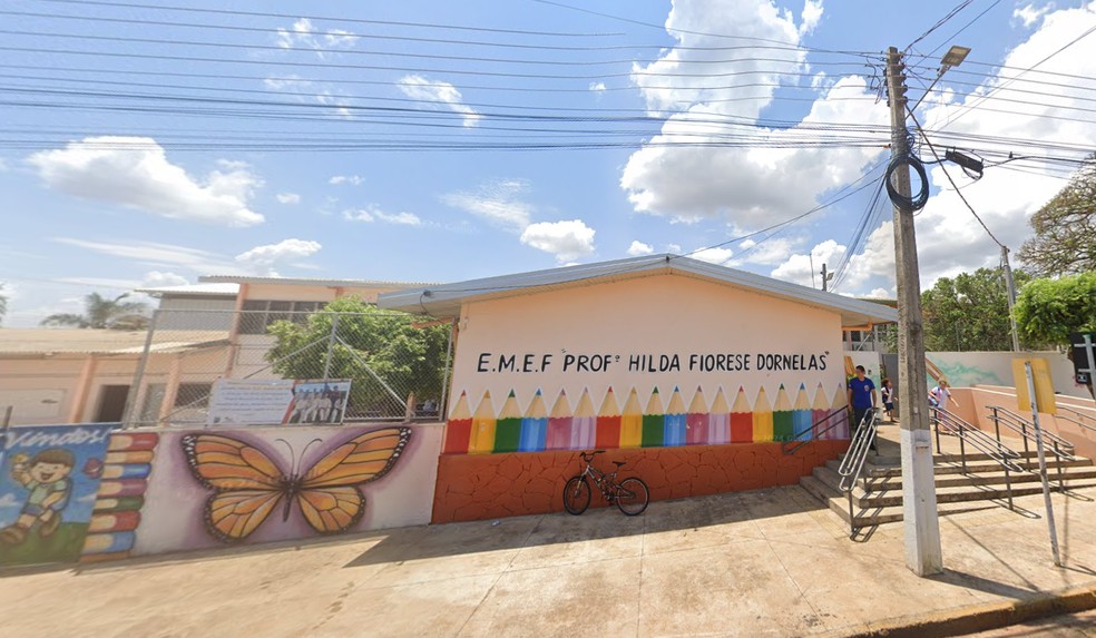EMEF Profa Hilda Fiorese Dornelas em Emilianópolis (SP) recebeu nota 8 no Ideb, que avaliou os anos iniciais do ensino fundamental  — Foto: Reprodução/Google Maps