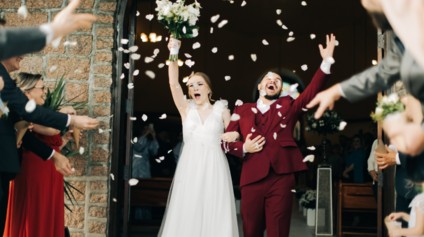 Poupança ajuda casal de SC a realizar casamento após dois anos de espera