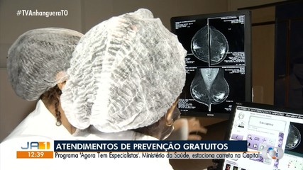 Carreta do programa 'Agora tem especialista' realiza exames para mulheres em Palmas