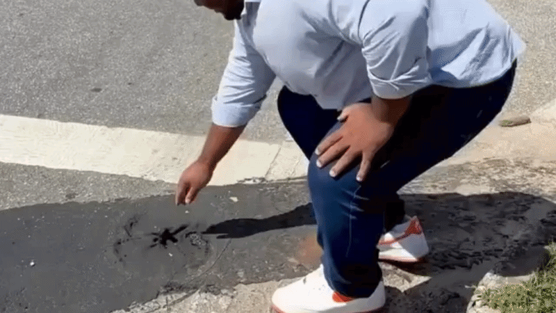 'Asfalto de chiclete': vídeo mostra material asfáltico esticando ao ser puxado com a mão em BH