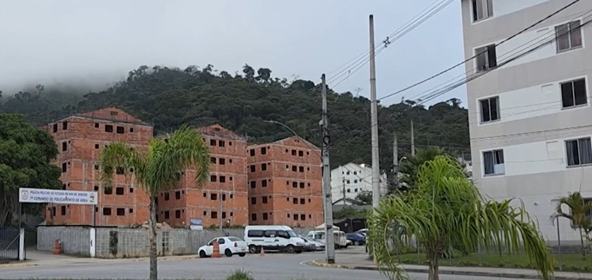 Entrega de apartamentos para vítimas da tragédia de 2011 em Teresópolis é adiada novamente