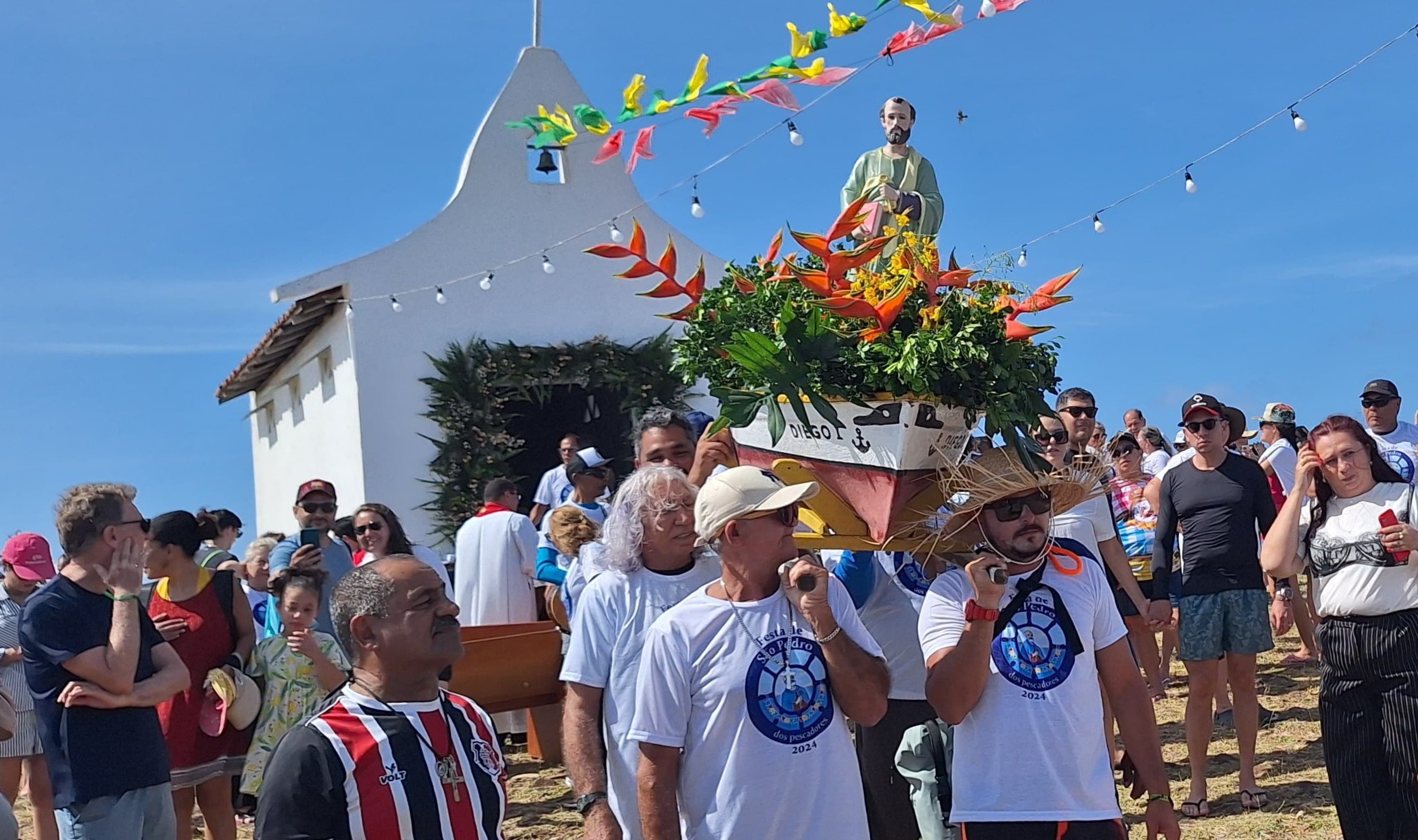 Programação em homenagem a São Pedro começa em Fernando de Noronha