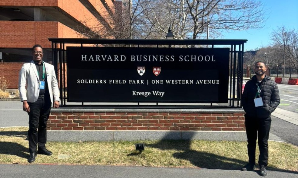 Baianos criam ferramenta de IA para ajudar mães solo e vencem programa em Harvard — Foto: Divulgação