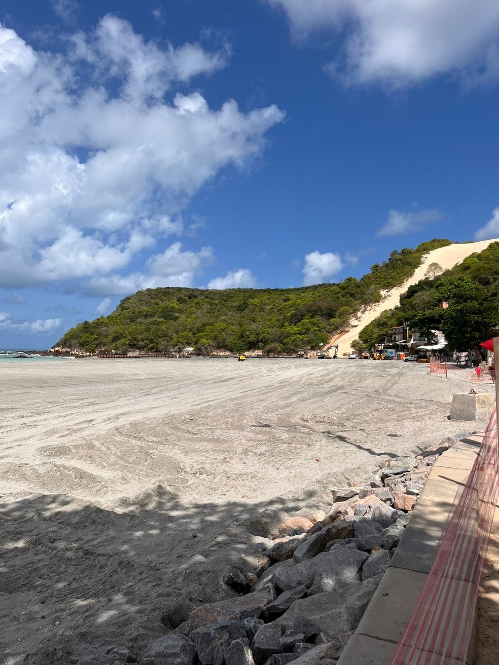 Engorda de Ponta Negra chega ao Morro do Careca — Foto: Caruso/Cedida