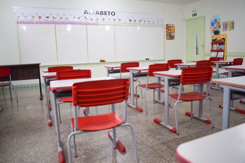 Paraná tem 14 cidades com 100% de crianças alfabetizadas na idade certa, aponta Inep