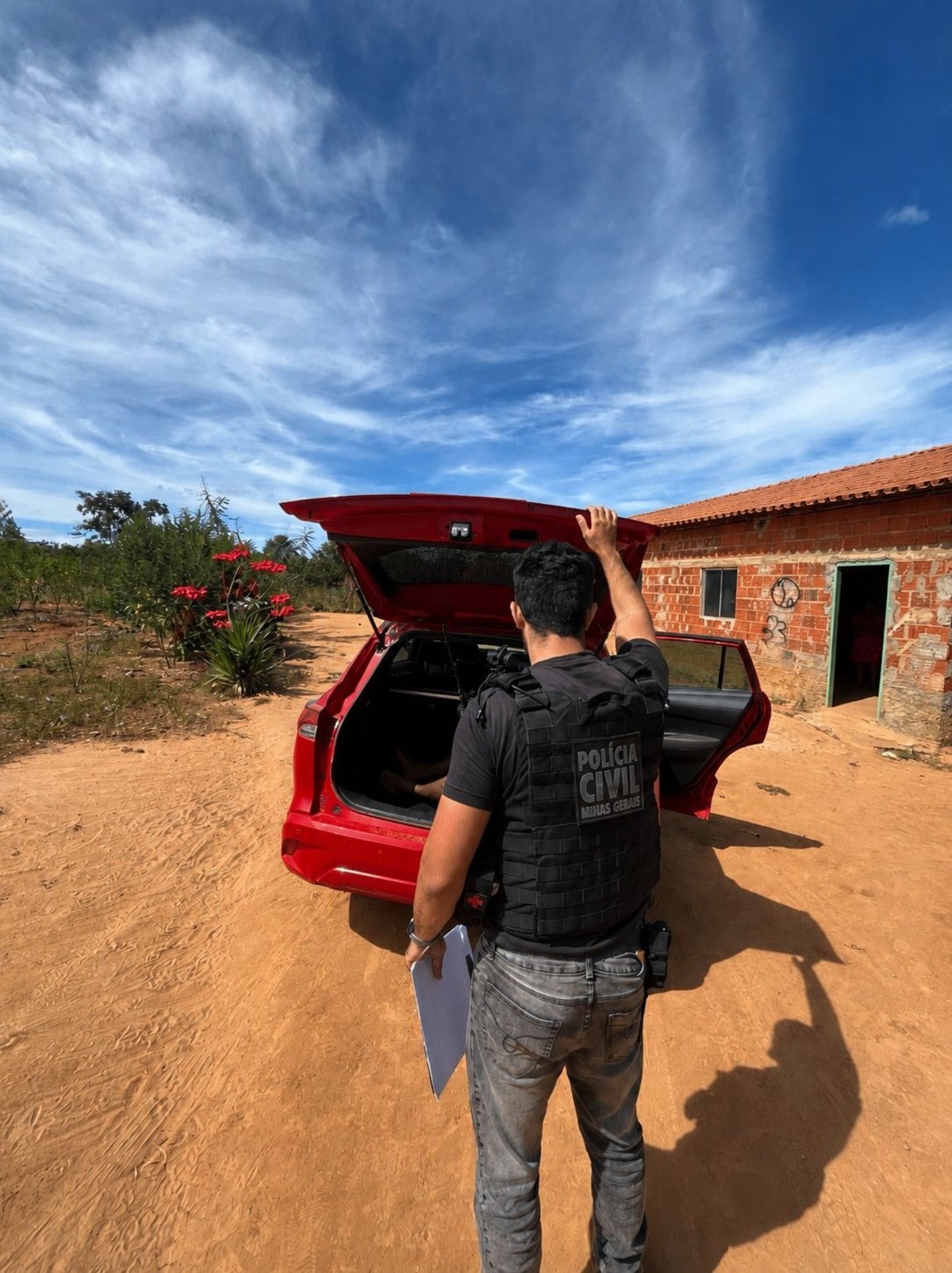 Polícia Civil prende suspeito de efetuar disparos durante cavalgada e deixar três feridos na zona rural de Taiobeiras