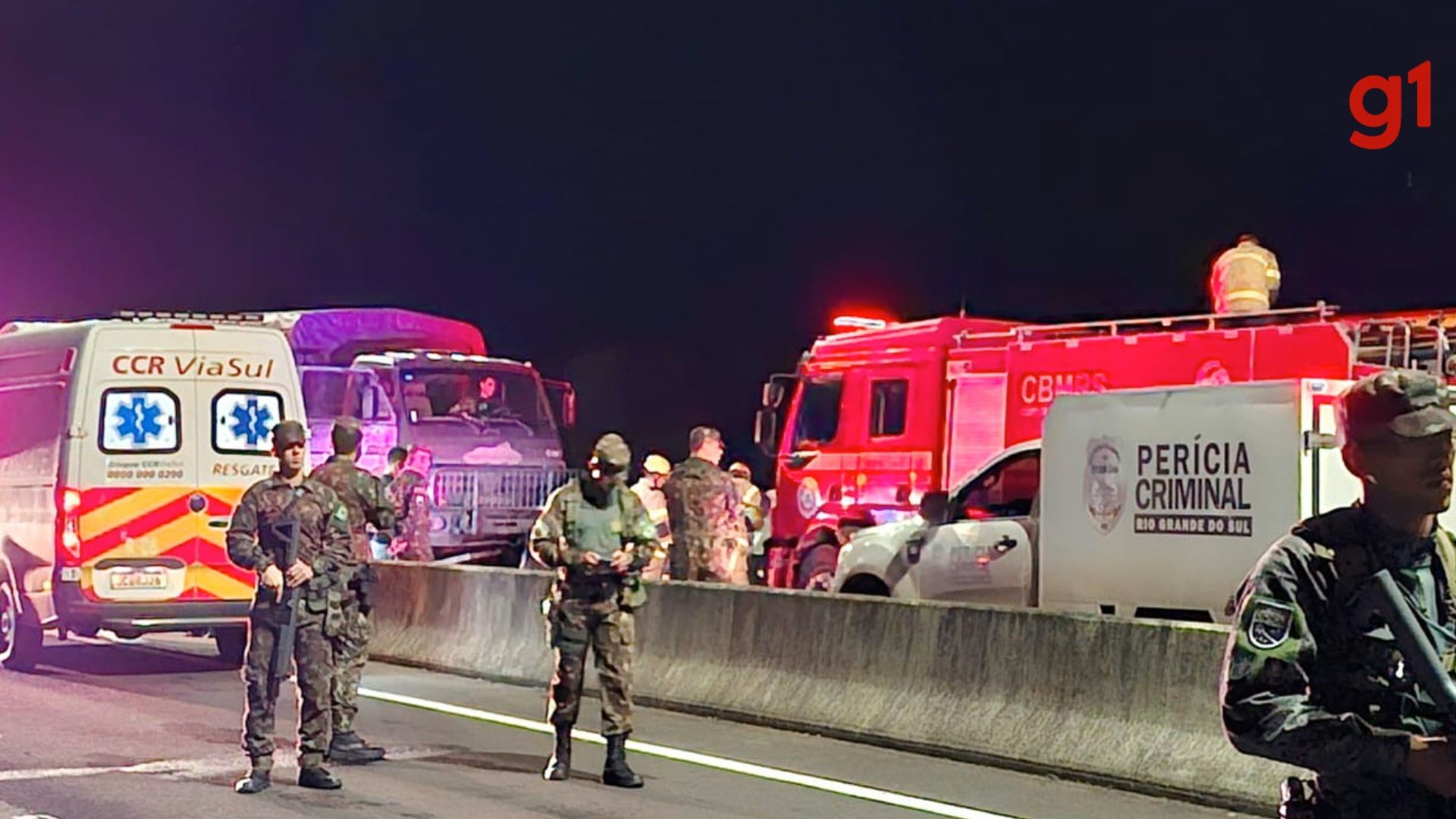 Temporais no RS: acidente com caminhão do Exército mata três pessoas na BR-448, em Esteio