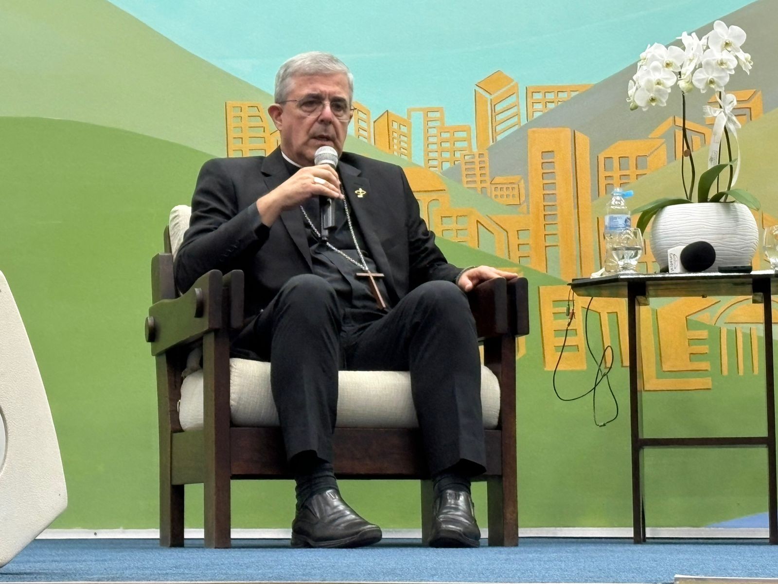 Dom Marco Aurélio Gubiotti, novo arcebispo de Juiz de Fora, toma posse neste sábado