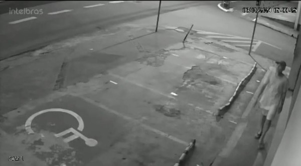 Câmaras de segurança registrou o segundo suspeito. — Foto: Divulgação/ (PC-MA)