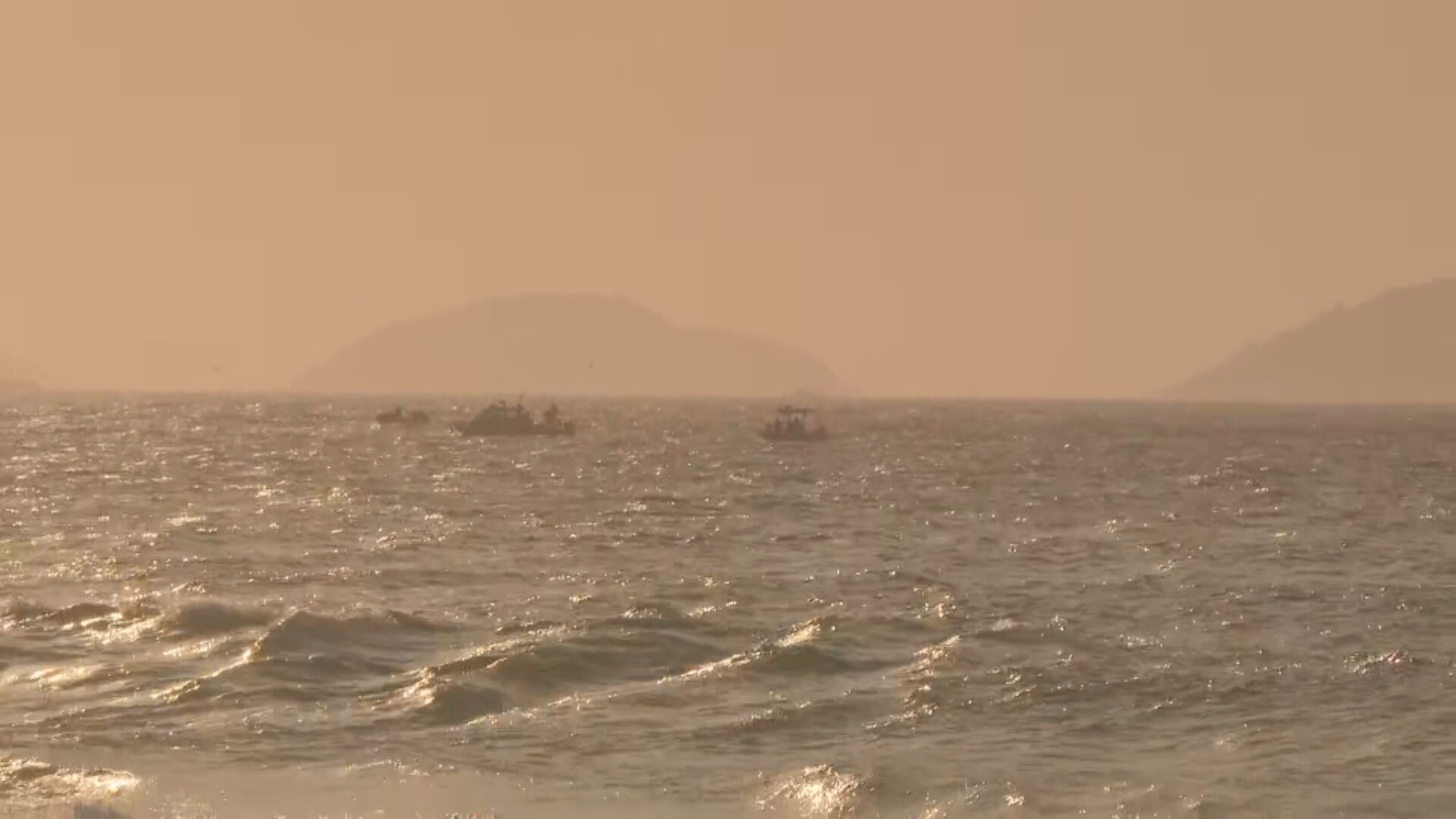 Ventania arrasta quase 50 praticantes de stand-up paddle em Copacabana