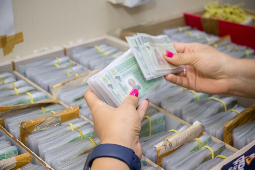 Taxa de Emissão da Primeira CNH: Como Pagar, Acompanhar e Rastrear