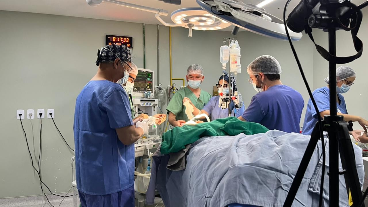 Hospital Infantil capacita equipe médica com profissionais de referência nacional