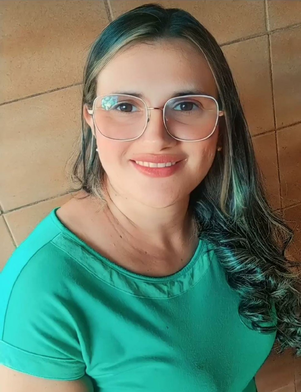 Teylla Katia Rodrigues morreu após bater em micro-ônibus escolar — Foto: Reprodução/Redes Sociais