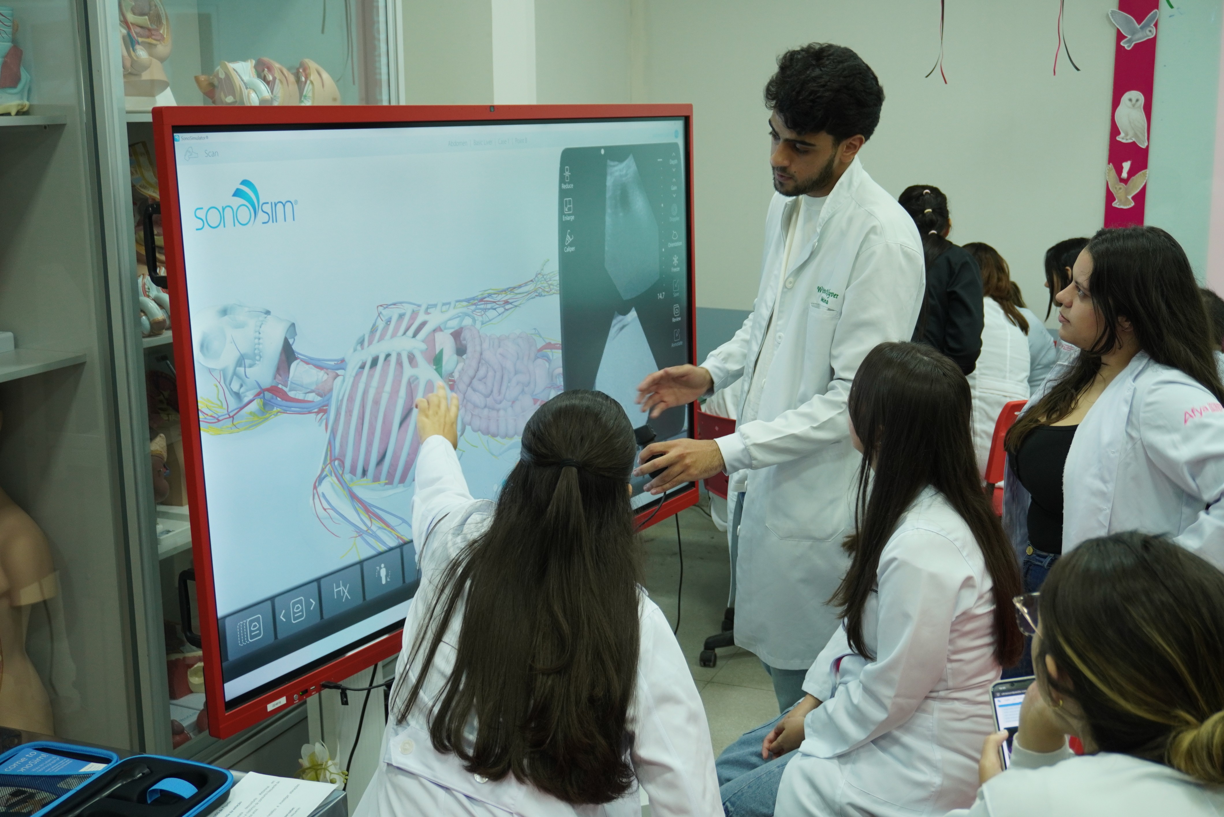 Formação médica integra tecnologia e prática no agreste pernambucano
