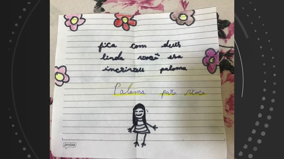 Colegas da escola de Paloma Fernandes, espancada até a morte em Cariacica, fazem cartas de despedida. Espírito Santo — Foto: TV Gazeta
