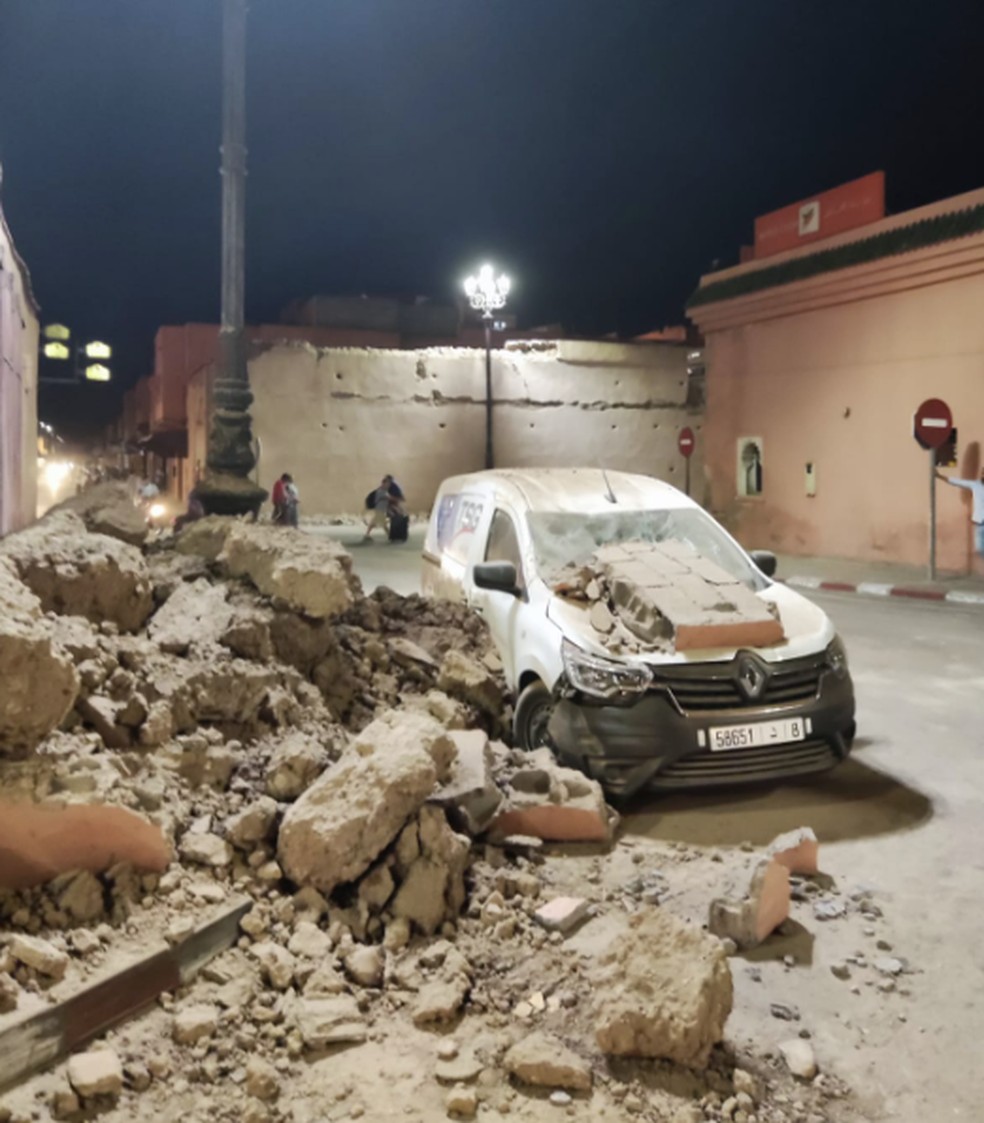 Eduardo Guimarães fez o registro de casas e prédios desabando após terremoto no Marrocos. — Foto: Eduardo Guimarães/Arquivo Pessoal
